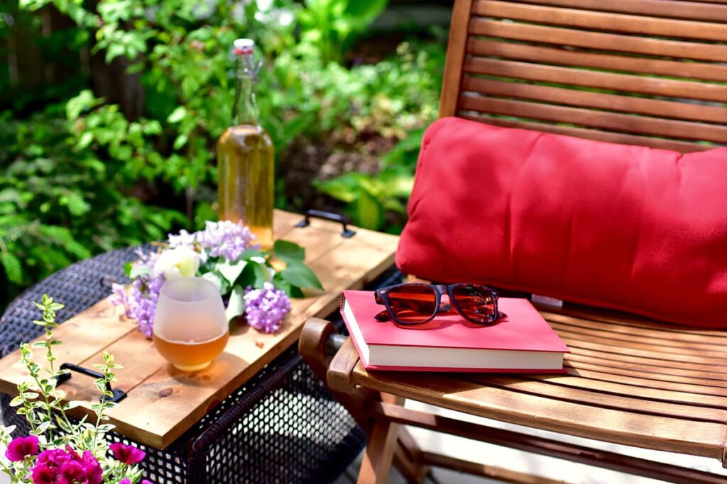 BEAUTIFUL DAY WITH PICNIC ITEMS ON TABLE